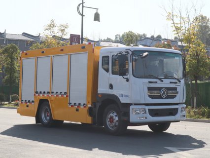 東風D9大流量排水車